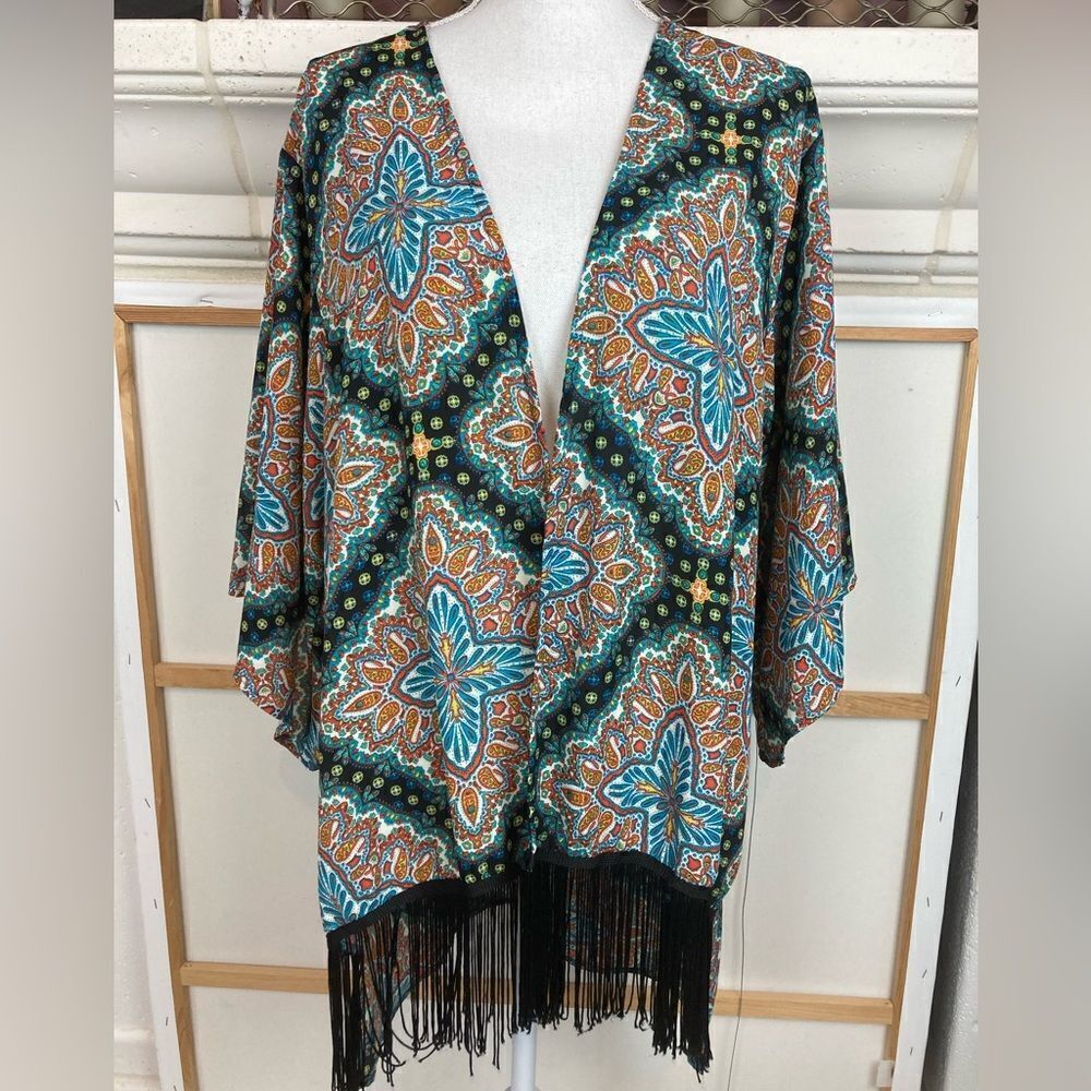 Bobeau fringed chiffon kimono in colorful print w/ black fringe NWOT